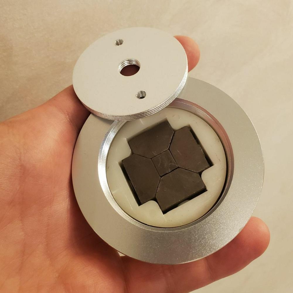 Вскрытые китайские магниты